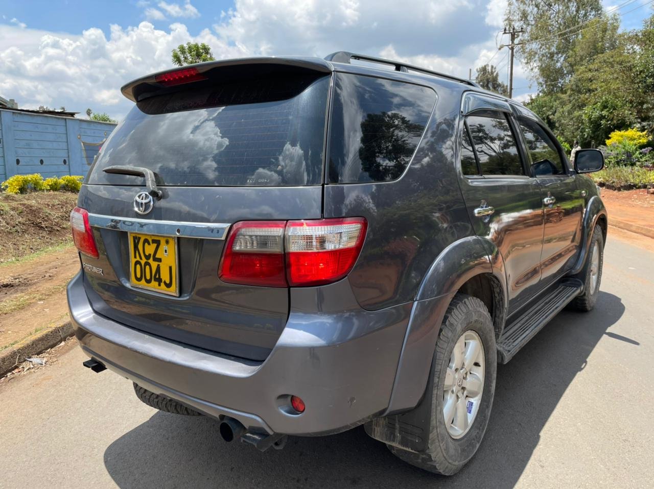 Toyota Fortuner local assembly Hire Purchase Trade in Ok