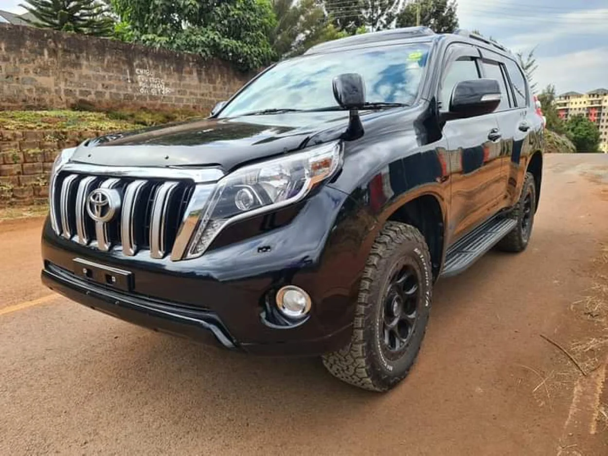 Diesel Sunroof 2015 Toyota Prado New Cheapest Trade in hire PURCHASE OK