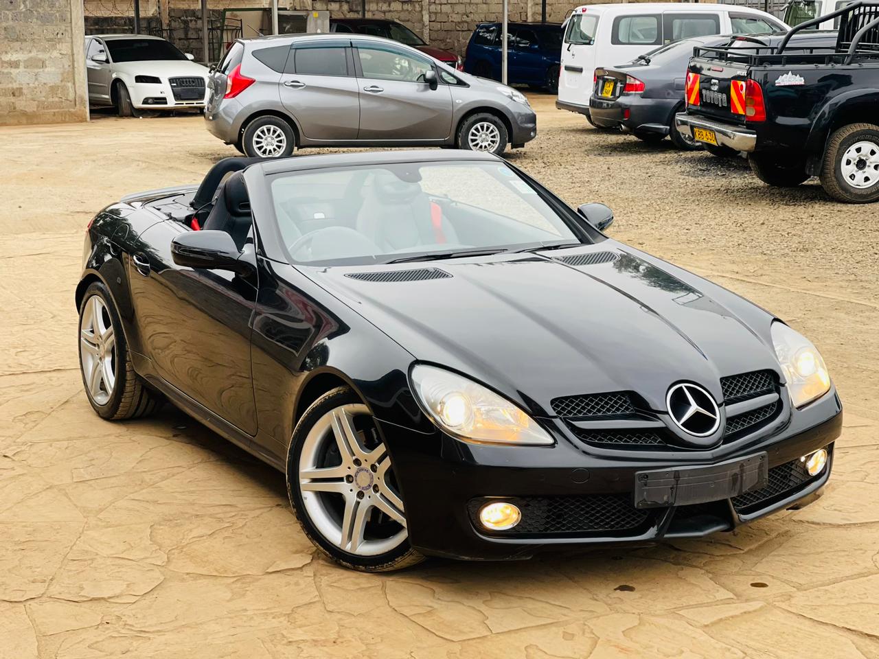 CONVERTIBLE Mercedes Benz SLK 350 Hottest