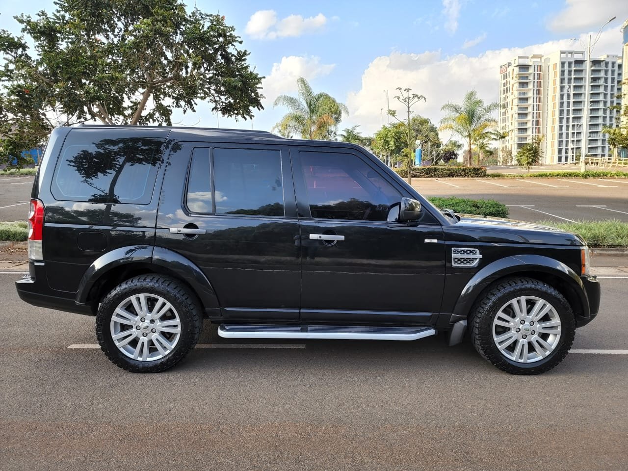 DISCOVERY 4 TDV6 triple Sunroof You Pay 20% Deposit