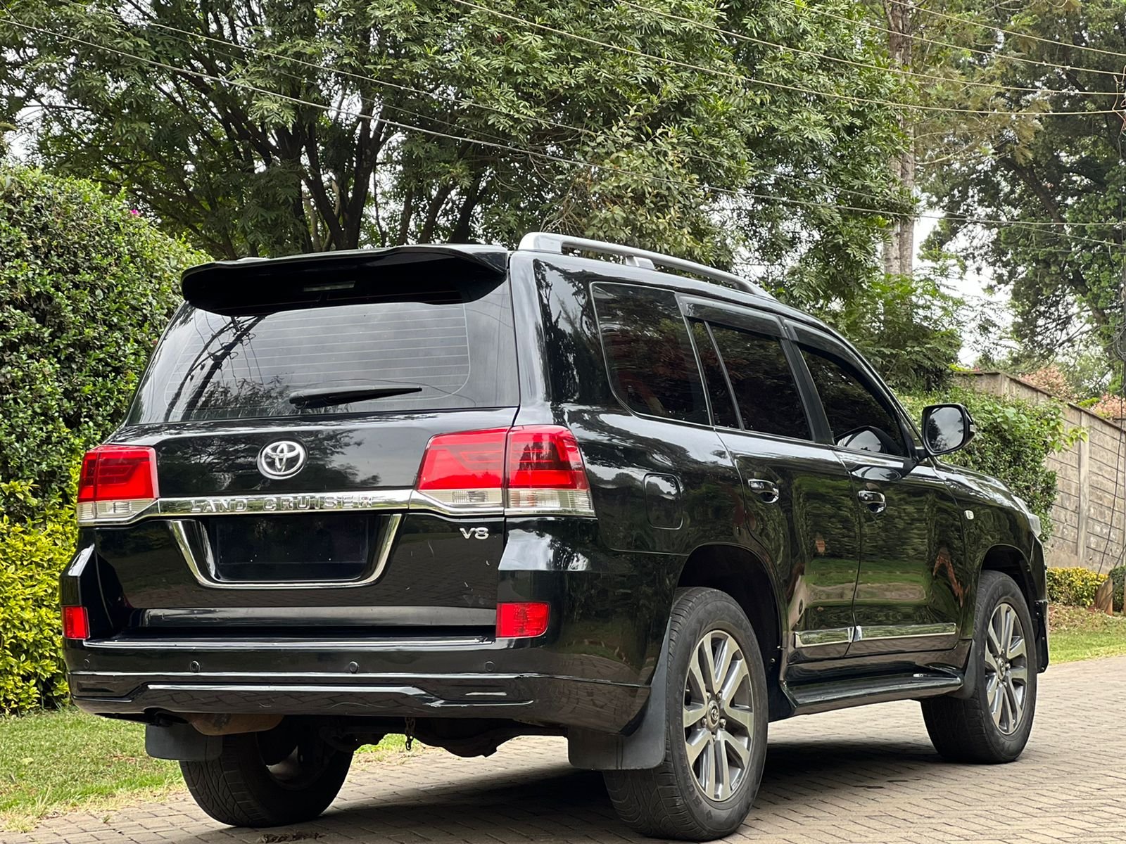 Toyota Land Cruiser DIESEL 5M ONLY Pay 30% Deposit wow Trade in OK