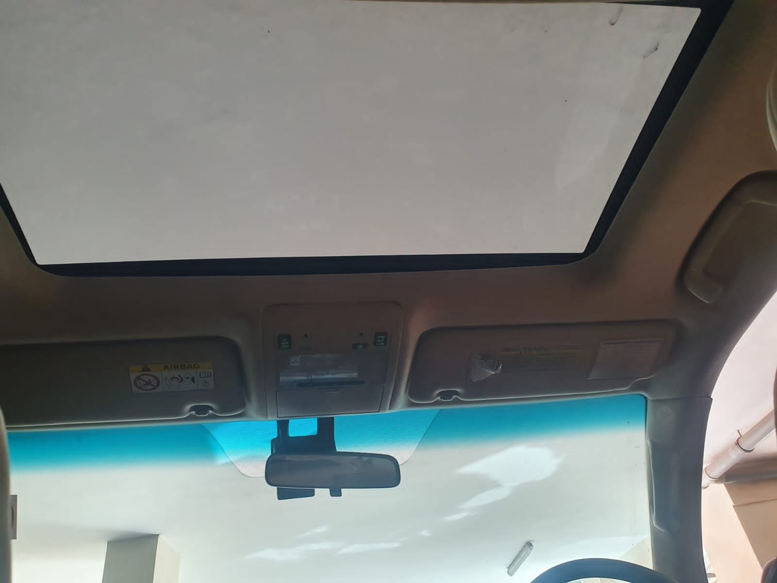 Toyota V8 2013 Local assembly with SUNROOF Pay 50% Deposit Trade in OK EXCLUSIVE