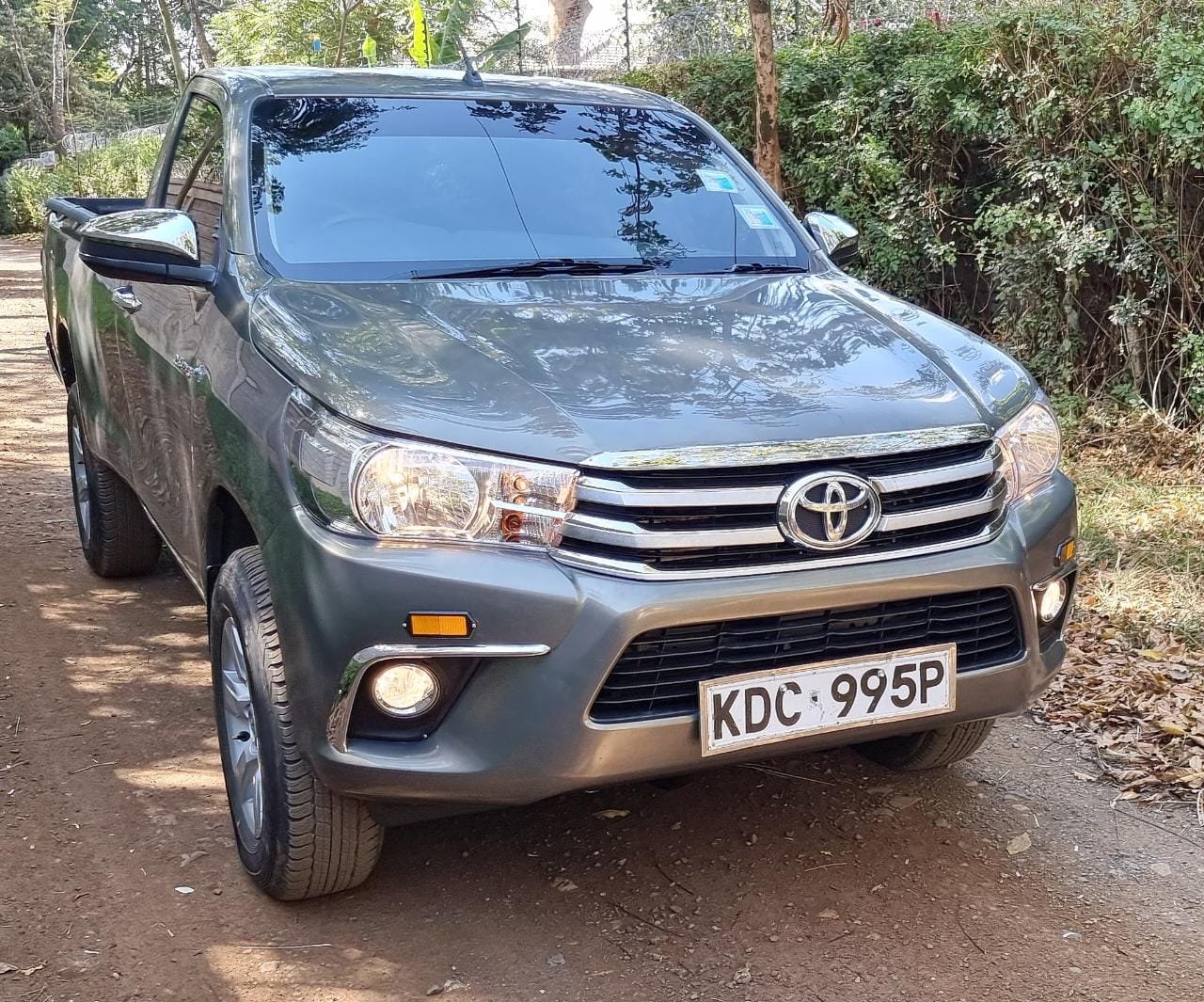 Toyota Hilux 2021 local singe Cab New Hot Trade in OK Wow