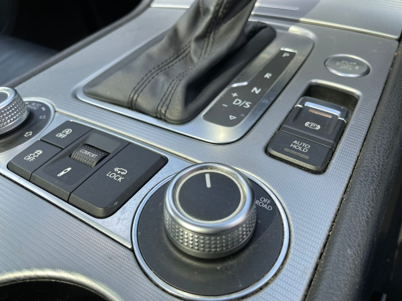 Volkswagen VW Touareg 2015 Fully Loaded New