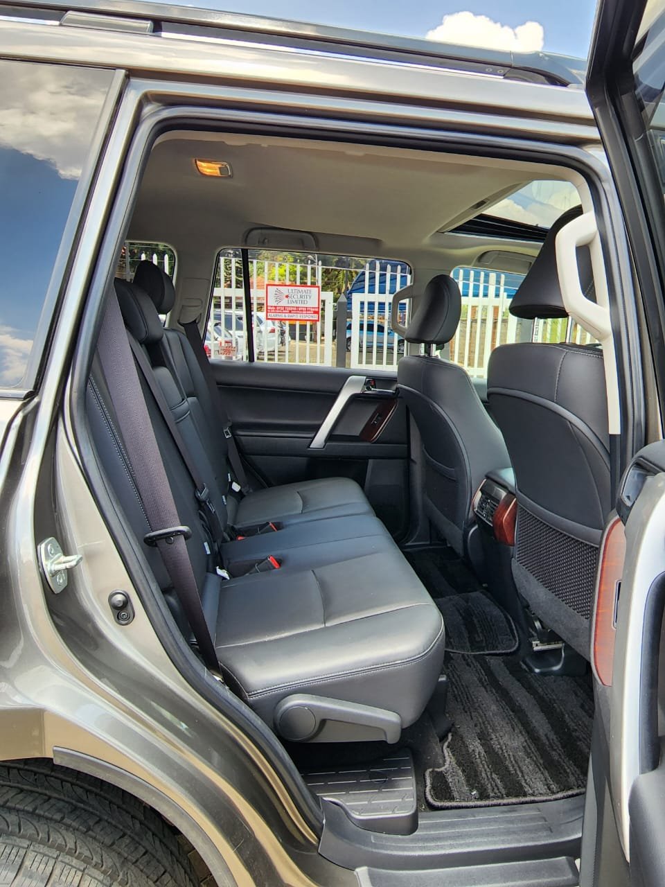 Toyota Prado 2015 TZG SUNROOF LEATHER ONLY! Trade in OK WOW!