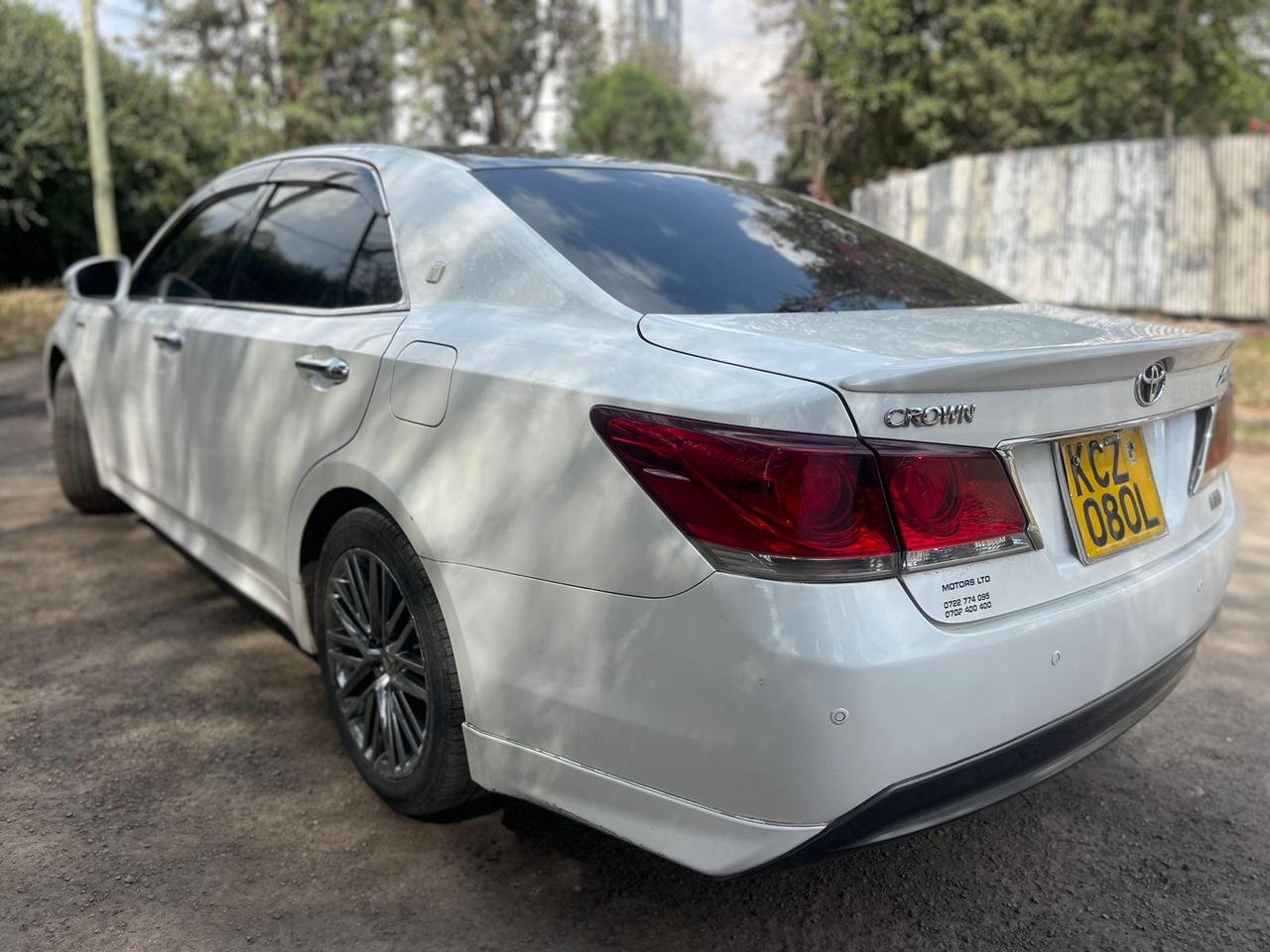 Toyota CROWN Hybrid You pay Deposit Trade in Ok Hot Deal