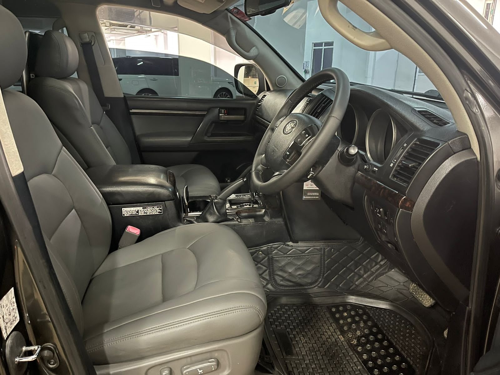 Toyota Landcruiser V8 2008 DIESEL LOCAL 200 SERIES You Pay 30% Deposit Trade in Ok