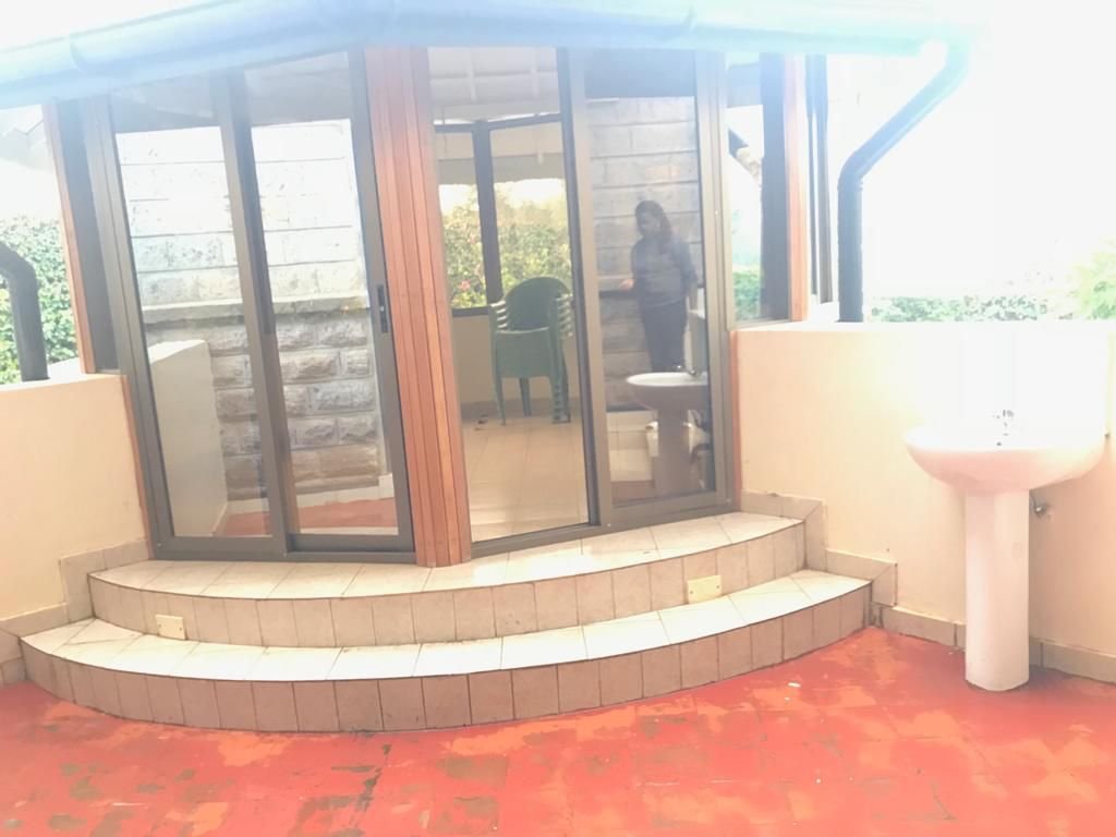 Karen 4 bedroom MANSIONETTE For Sale on half 1/2 Acre land EXCLUSIVE! 9 Karen 4 bedroom MANSIONETTE For Sale on half 1/2 Acre land EXCLUSIVE!
