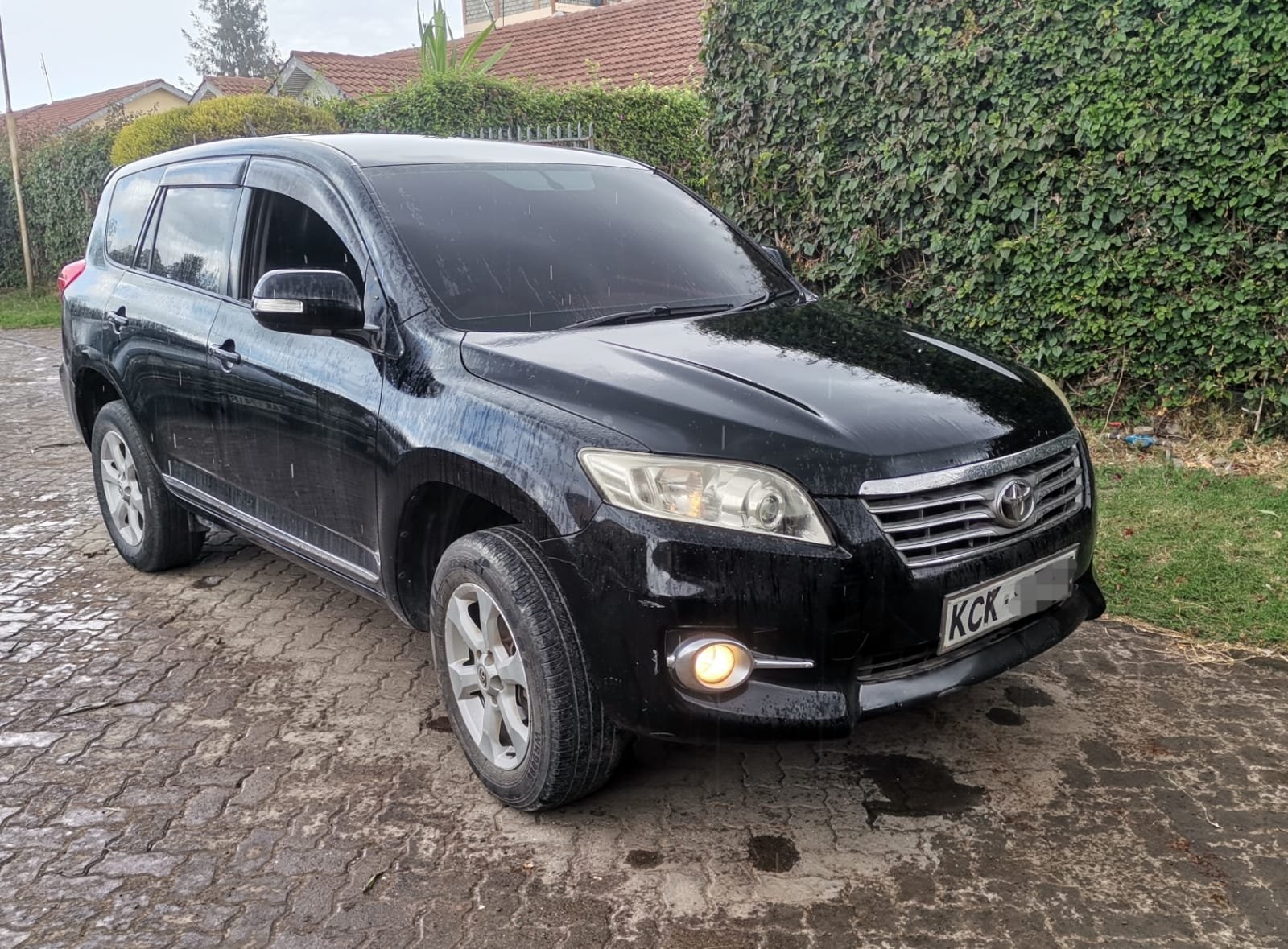 Toyota Vanguard 2011 You Pay 30% Deposit Trade in OK EXCLUSIVE