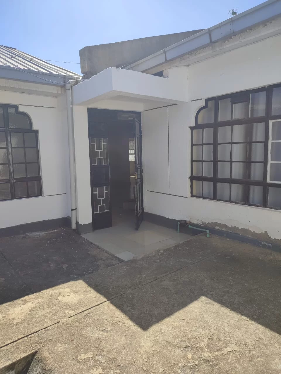 Two bedroom house both ensuite Waterfront Mall Karen FOR RENT House/Apartment For Rent Real Estate-Two bedroom house both ensuite Waterfront Mall Karen FOR RENT 13