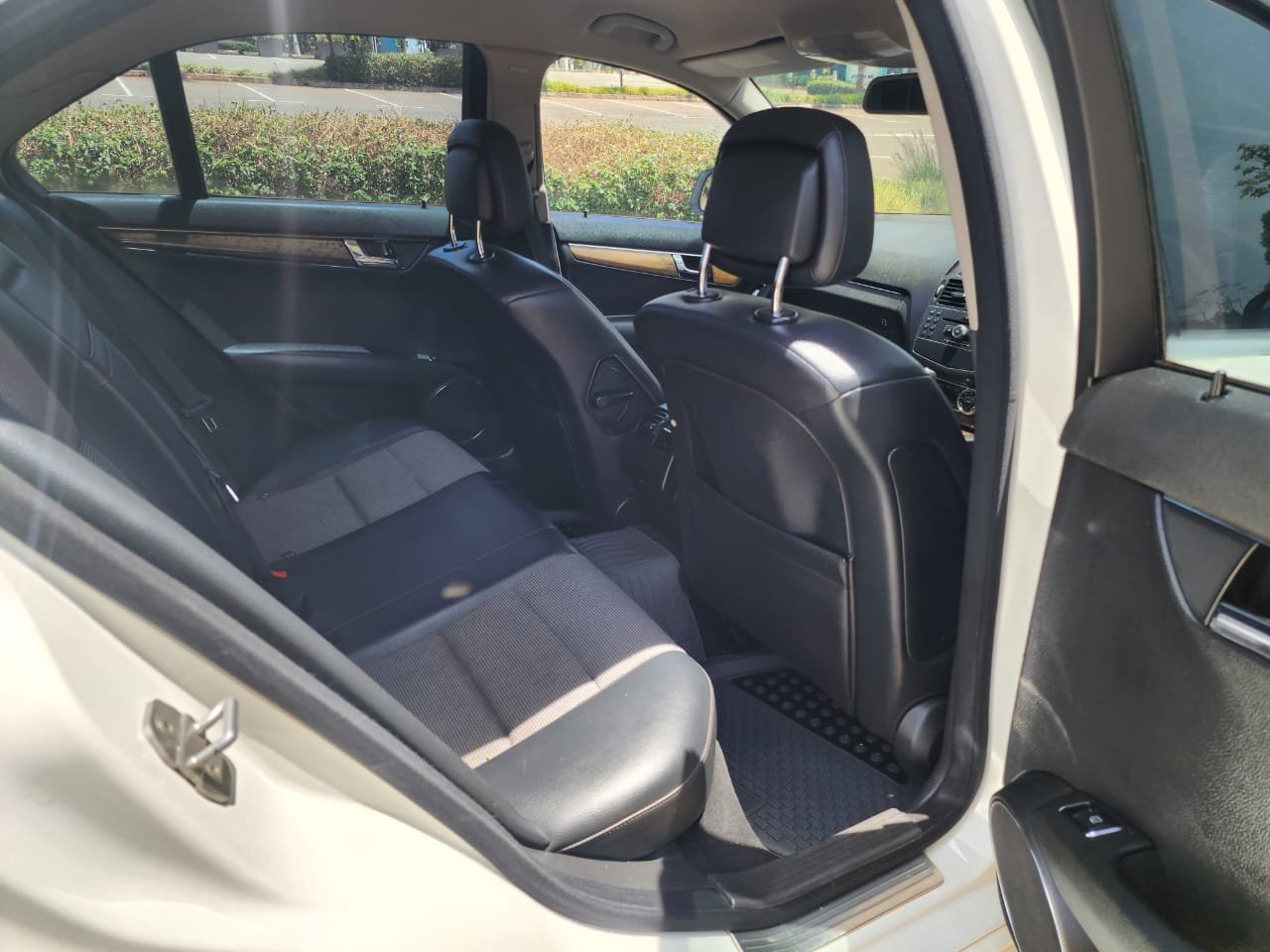 Mercedes Benz C200 CLEANEST You Pay 30% DEPOSIT Trade in OK EXCLUSIVE