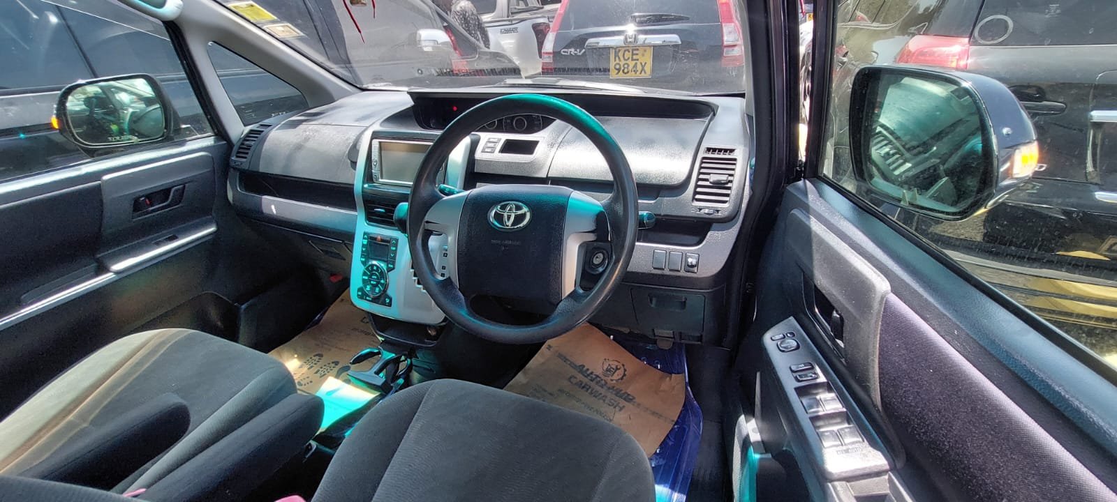 Toyota Voxy QUICK SALE You Pay 30% Deposit Trade in OK Wow