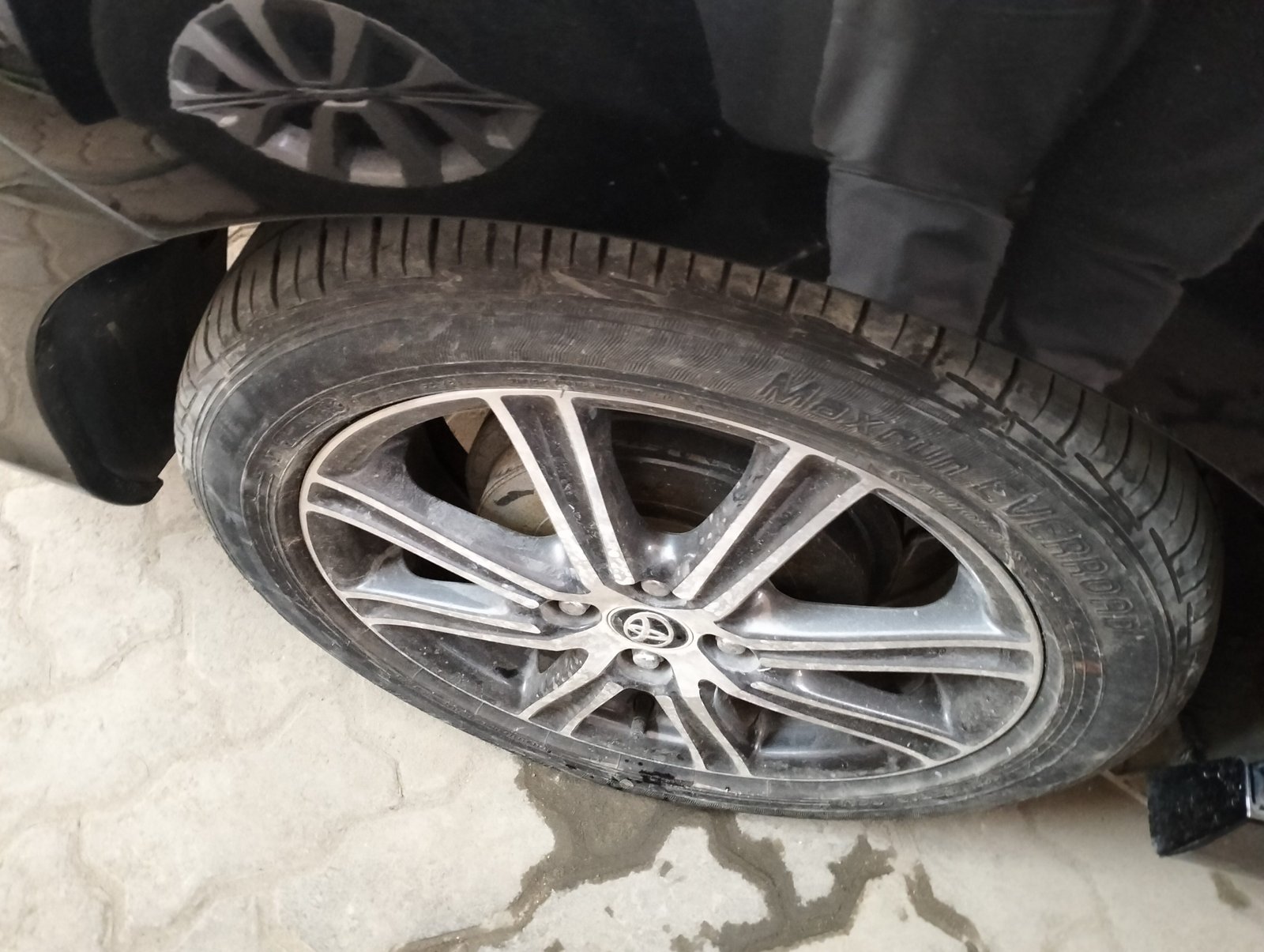 Toyota Fielder 2015 model
