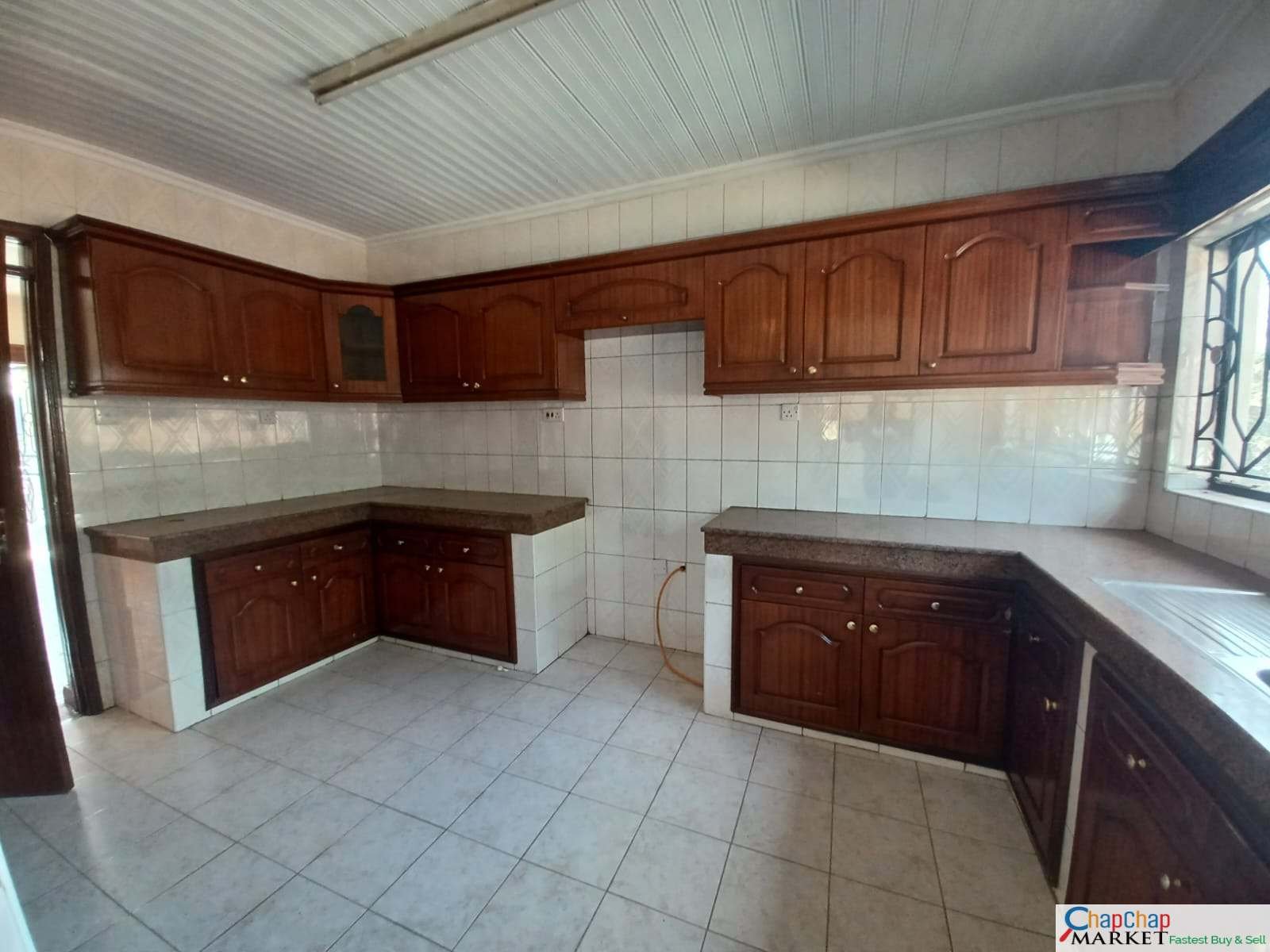 Magnificent 3 Bedrooms Apartments off Riverside Drive