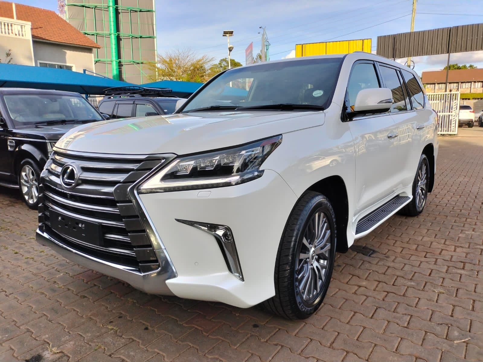 LEXUS LX 450D Fully Loaded EXCLUSIVE For SALE in Kenya