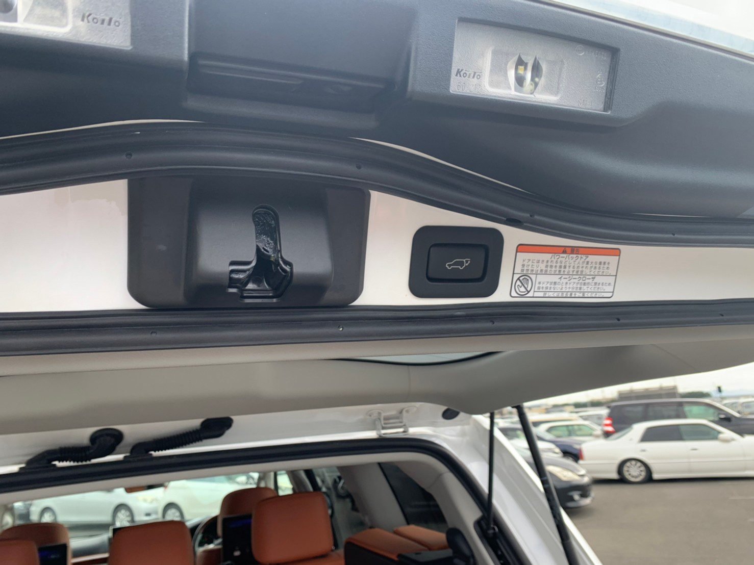 LEXUS LX 570 Just ARRIVED Fully Loaded OK EXCLUSIVE For SALE in Kenya