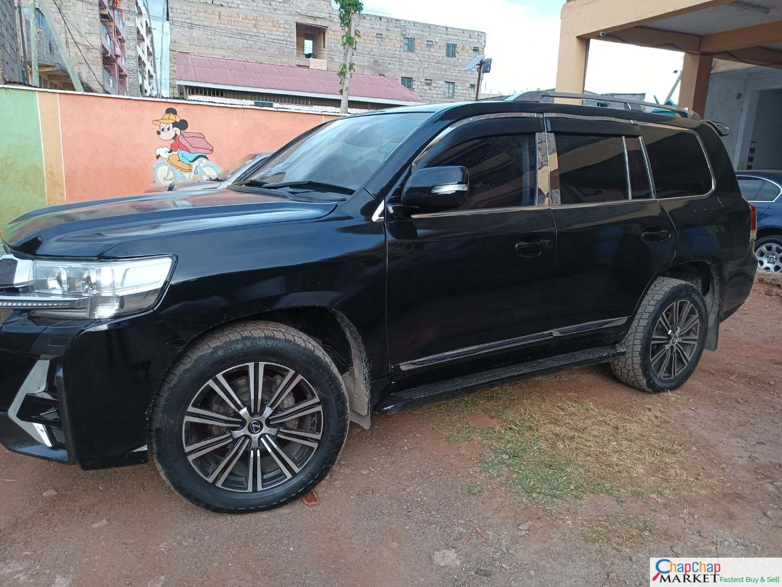 Toyota Land cruiser V8 SUNROOF 200 series QUICK SALE EXCLUSIVE for Sale in Kenya