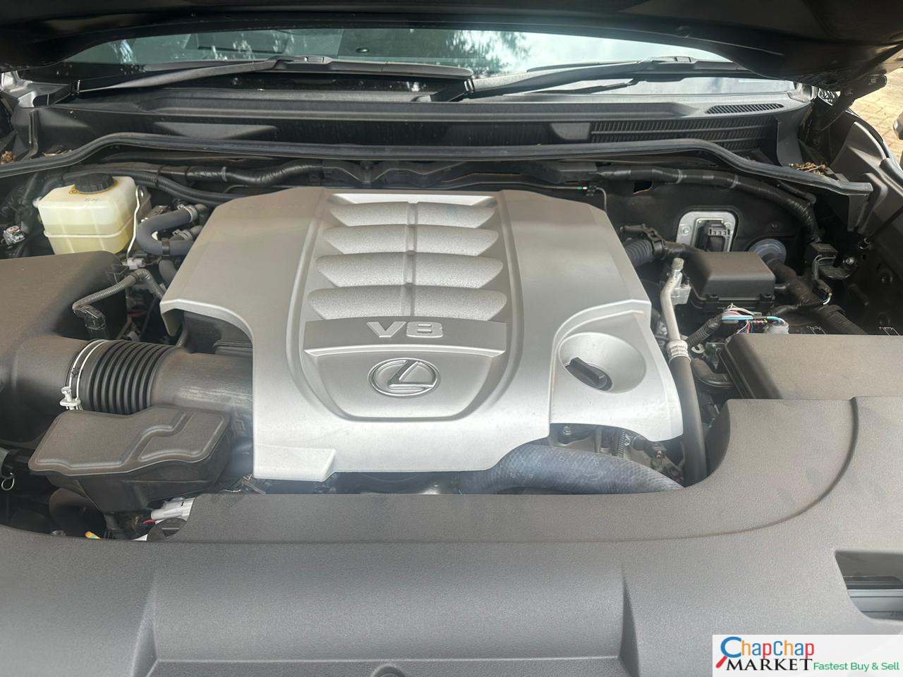LEXUS LX 570 QUICK SALE Fully Loaded HIRE PURCHASE OK EXCLUSIVE For SALE in Kenya