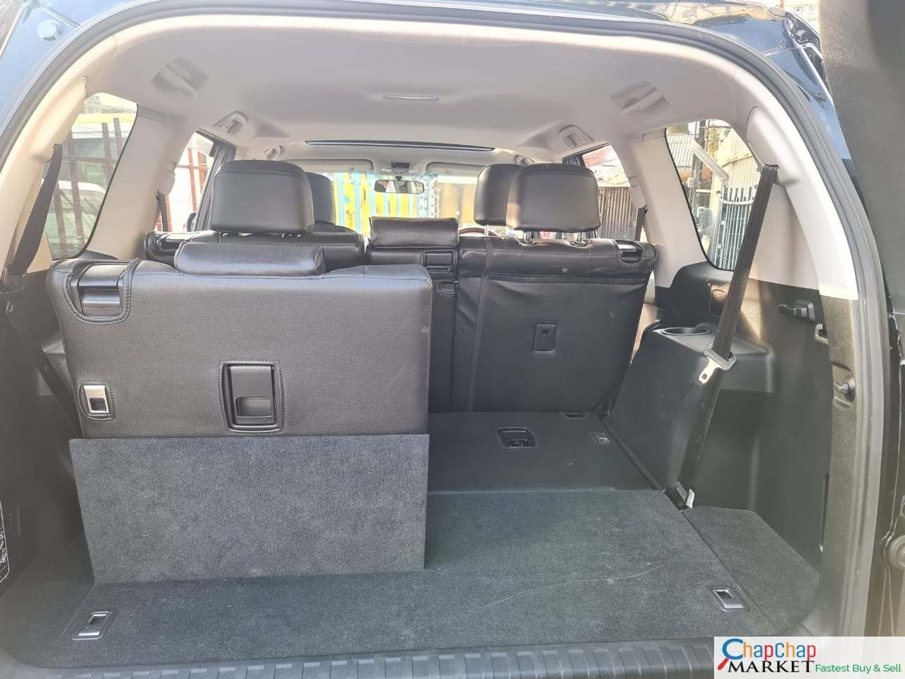 Toyota PRADO 2017 Sunroof 5.5M ONLY Quick SALE TRADE IN OK EXCLUSIVE!
