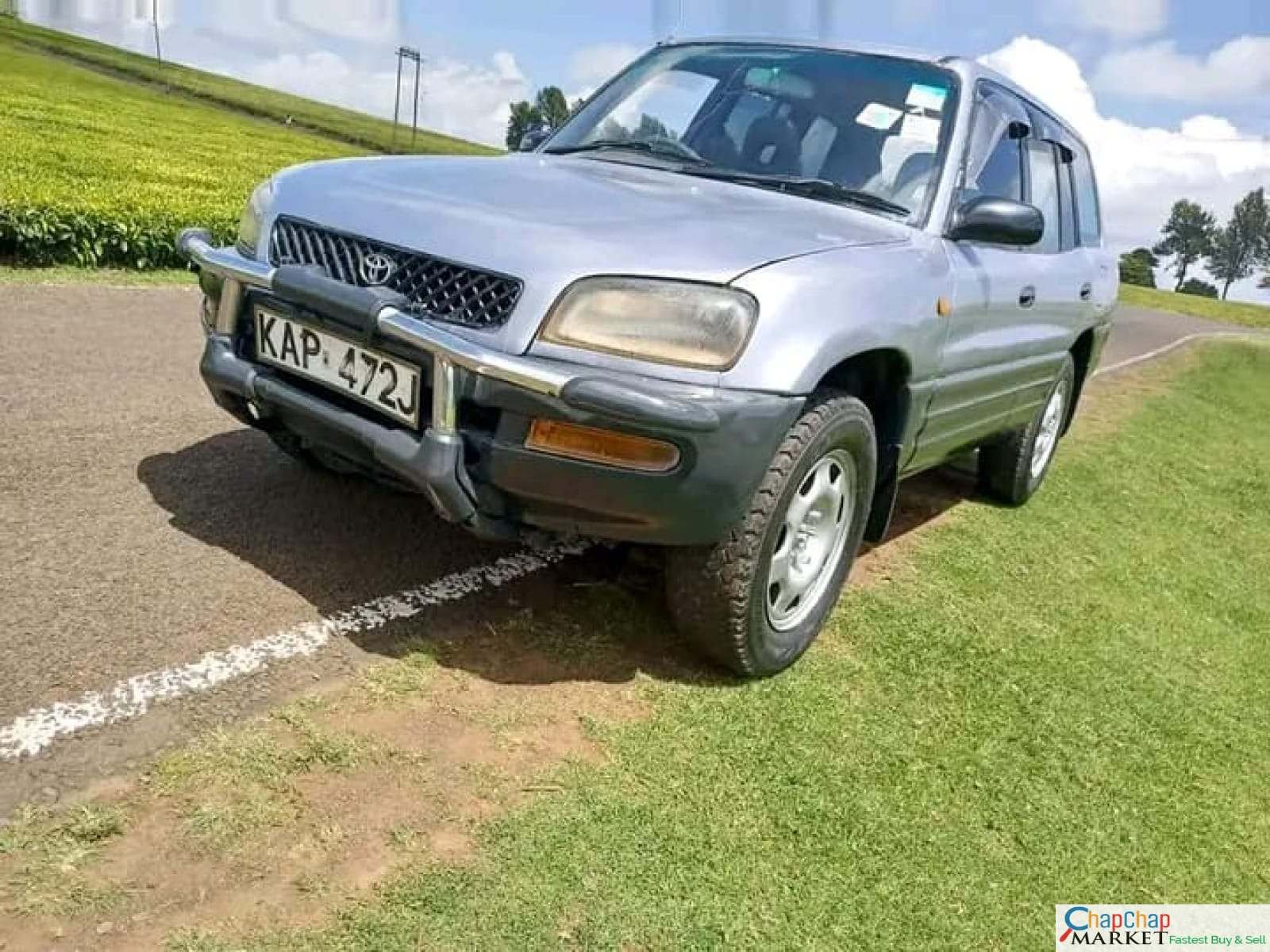 Toyota RAV4 with SUNROOF 260K ONLY You Pay 30% Deposit Trade in OK EXCLUSIVE