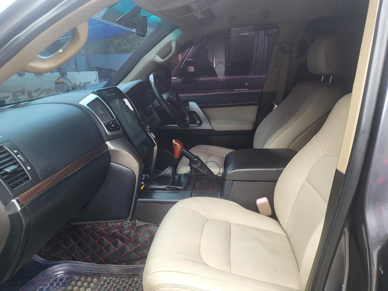 Toyota Land Cruiser V8 GXR manual DIESEL fully loaded 🔥 YOU Pay 30% Deposit Trade in OK