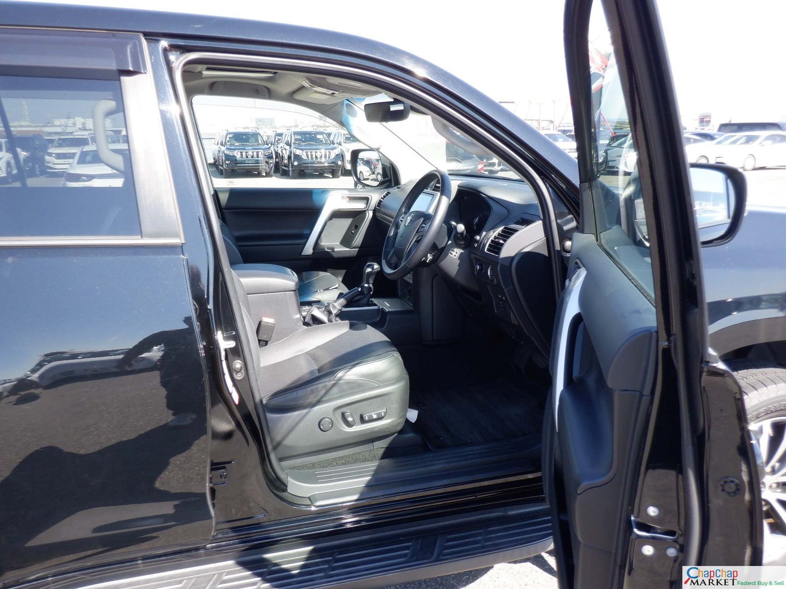 Toyota PRADO 2018 for sale in Kenya Sunroof Quickest SALE TRADE IN OK EXCLUSIVE!