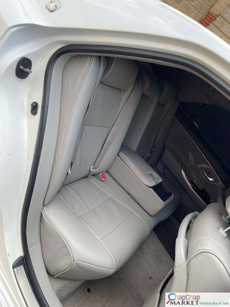 Toyota CROWN for sale in Kenya Royal Saloon You pay Deposit Trade in Ok EXCLUSIVE 😜