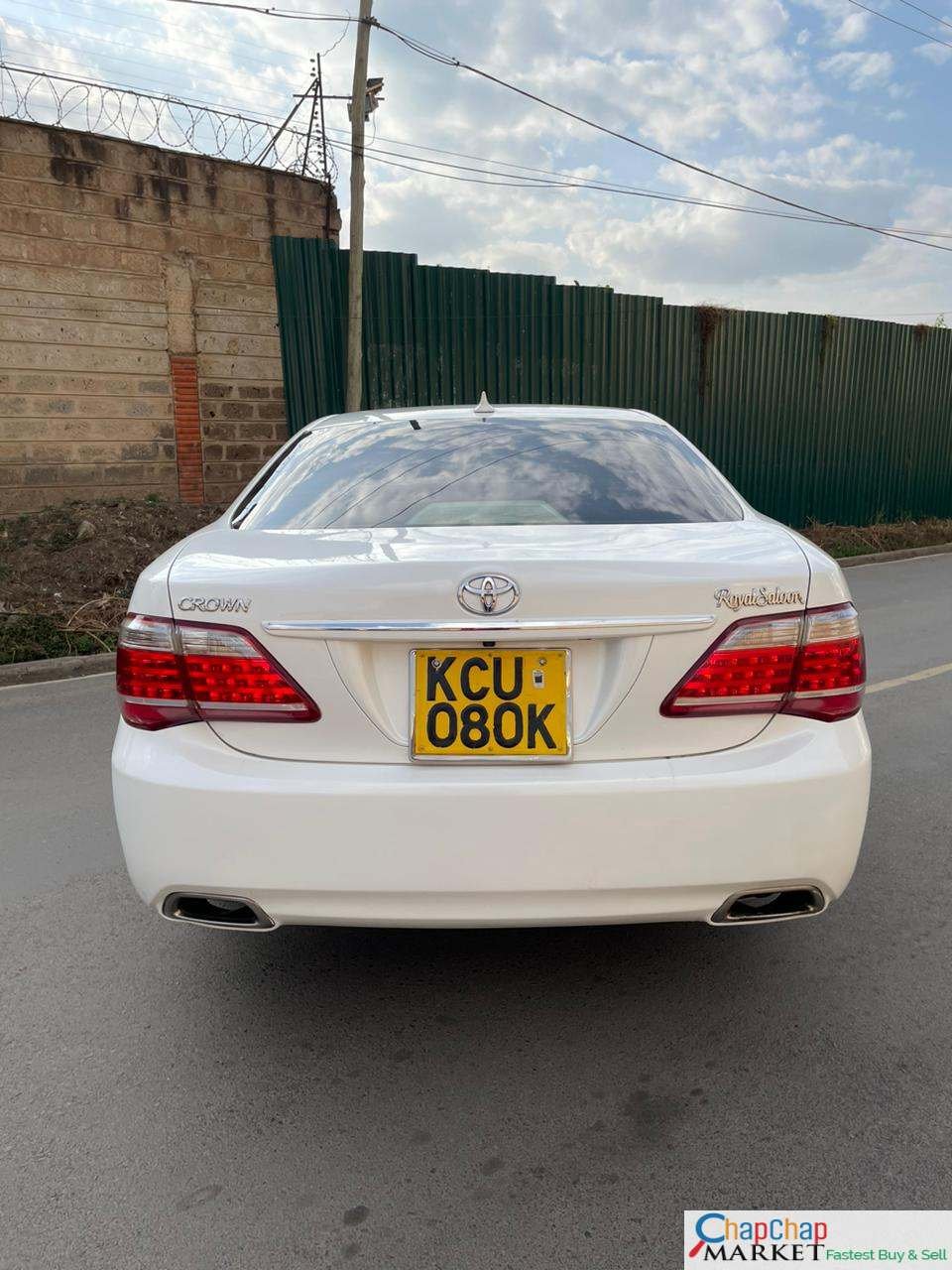 Toyota CROWN for sale in Kenya Royal Saloon You pay Deposit Trade in Ok EXCLUSIVE 😜