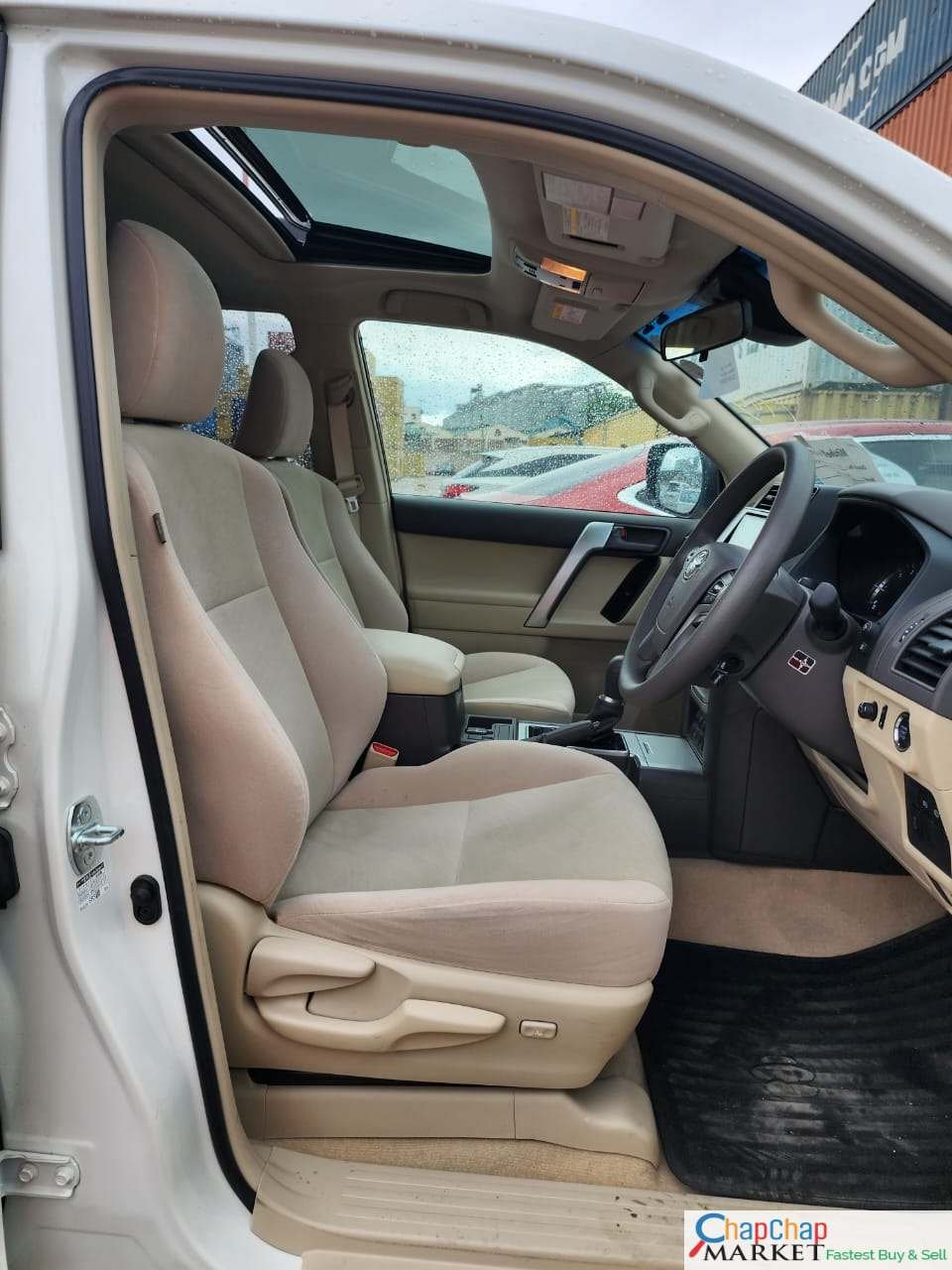 Toyota PRADO 2018 for sale in Kenya Sunroof Quick SALE TRADE IN OK EXCLUSIVE!