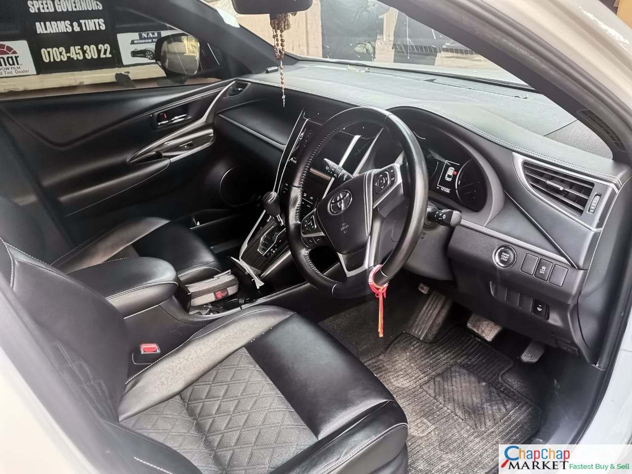 Toyota Harrier for sale in Kenya with sunroof You Pay 30% Deposit Trade in OK EXCLUSIVE