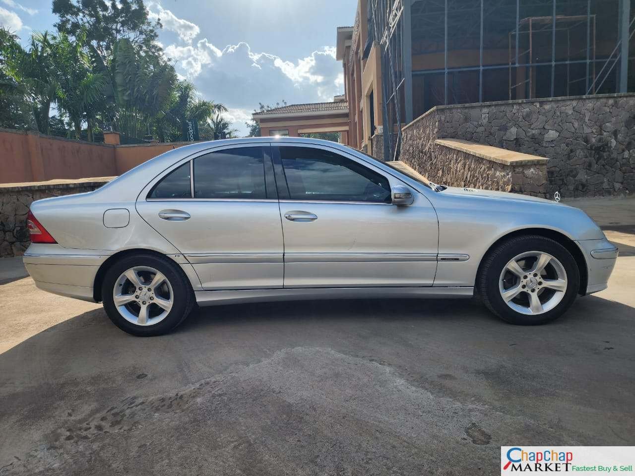 Mercedes Benz C180 for sale in Kenya 🔥 You Pay 30% DEPOSIT Trade in OK EXCLUSIVE