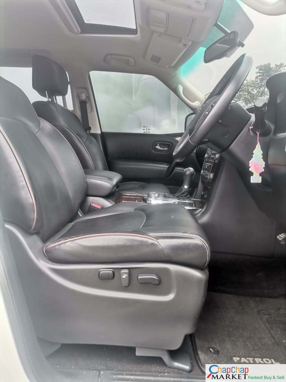 Toyota Land cruiser V8 For Sale in Kenya 202 3.3M Only  SUNROOF LEATHER TRADE IN OK EXCLUSIVE hot