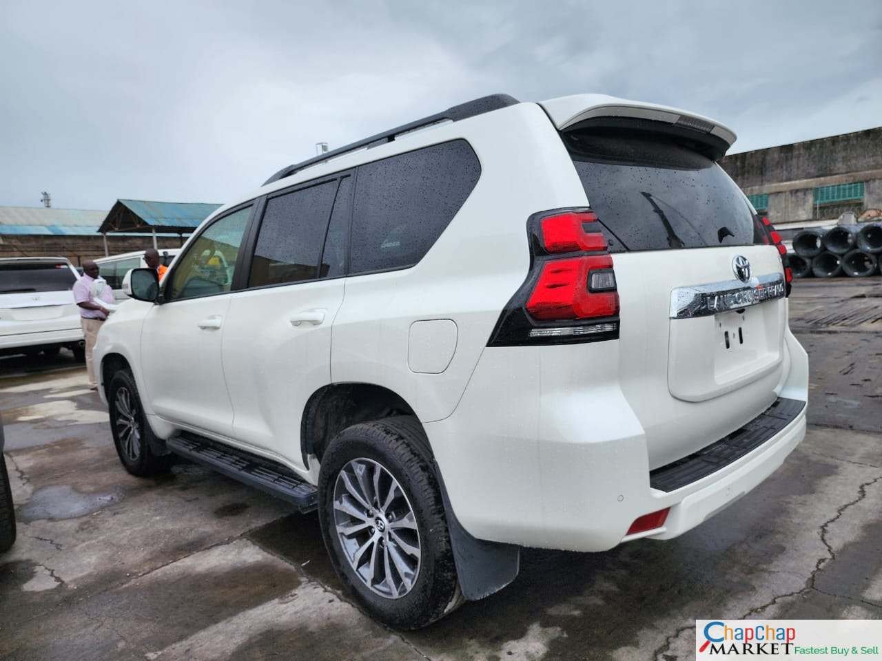 Toyota PRADO for sale in Kenya 2018 Sunroof Quick SALE TRADE IN OK EXCLUSIVE!
