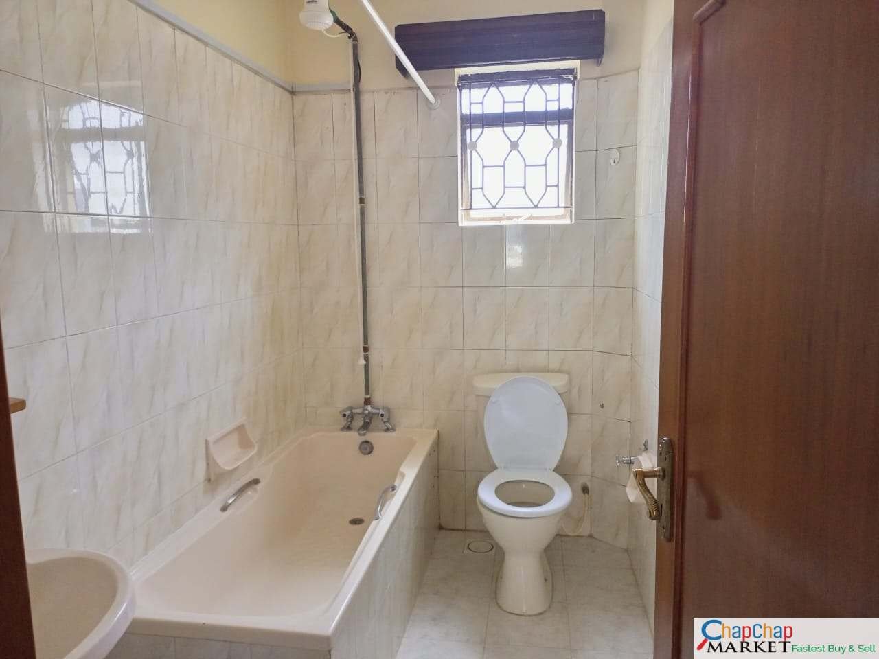 Stunning and Amazing 3 Bedrooms Apartments Kileleshwa
