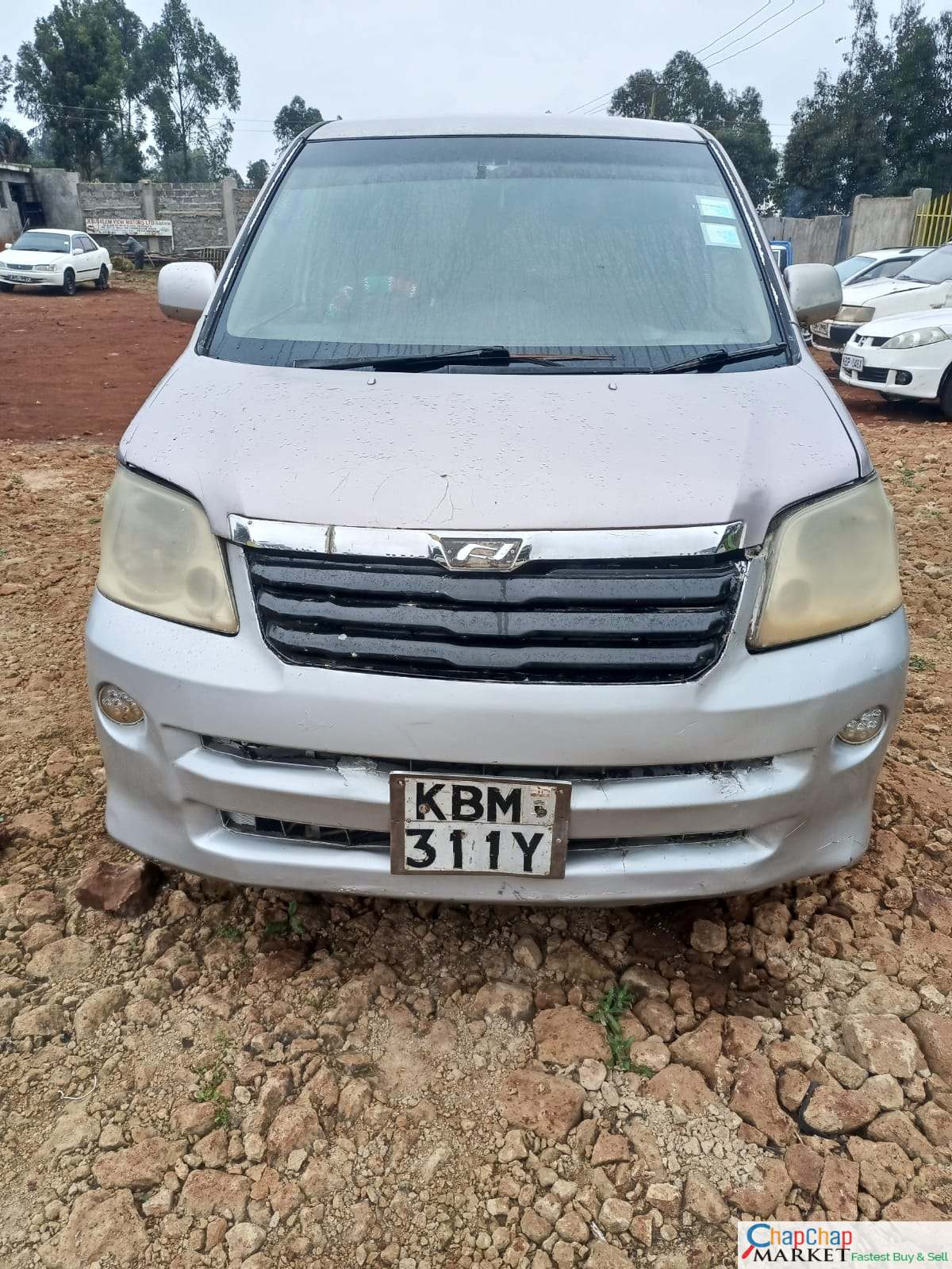 Toyota NOAH for sale in Kenya 340k ONLY You Pay 30% Deposit Trade in OK EXCLUSIVE HIRE PURCHASE INSTALLMENTS