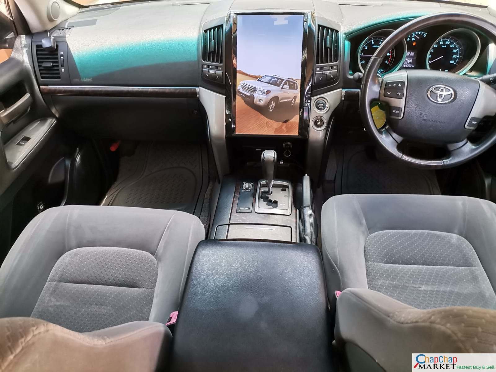 Toyota Land cruiser V8 200 series 3.3M ONLY TRADE IN OK EXCLUSIVE v8 for Sale in Kenya hire purchase installments