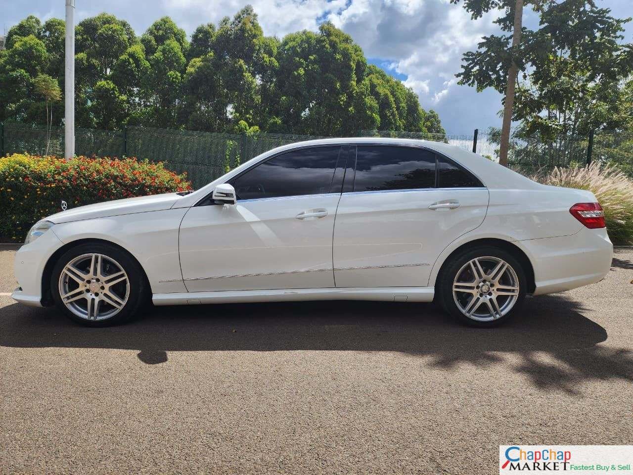 Mercedes Benz E250 kenya Cheapest You Pay 30% DEPOSIT Trade in OK e250 for sale in kenya hire purchase Exclusive