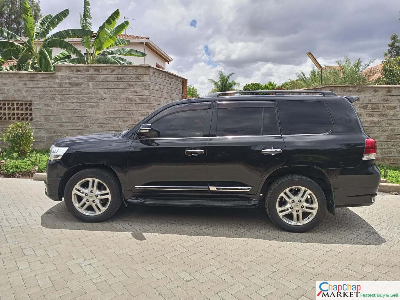 Toyota V8 ZX 200 series SUNROOF LEATHER 2010 4M ONLY You Pay 40% Deposit Trade in OK EXCLUSIVE Toyota v8 for sale in kenya hire purchase installments landcruiser land cruiser