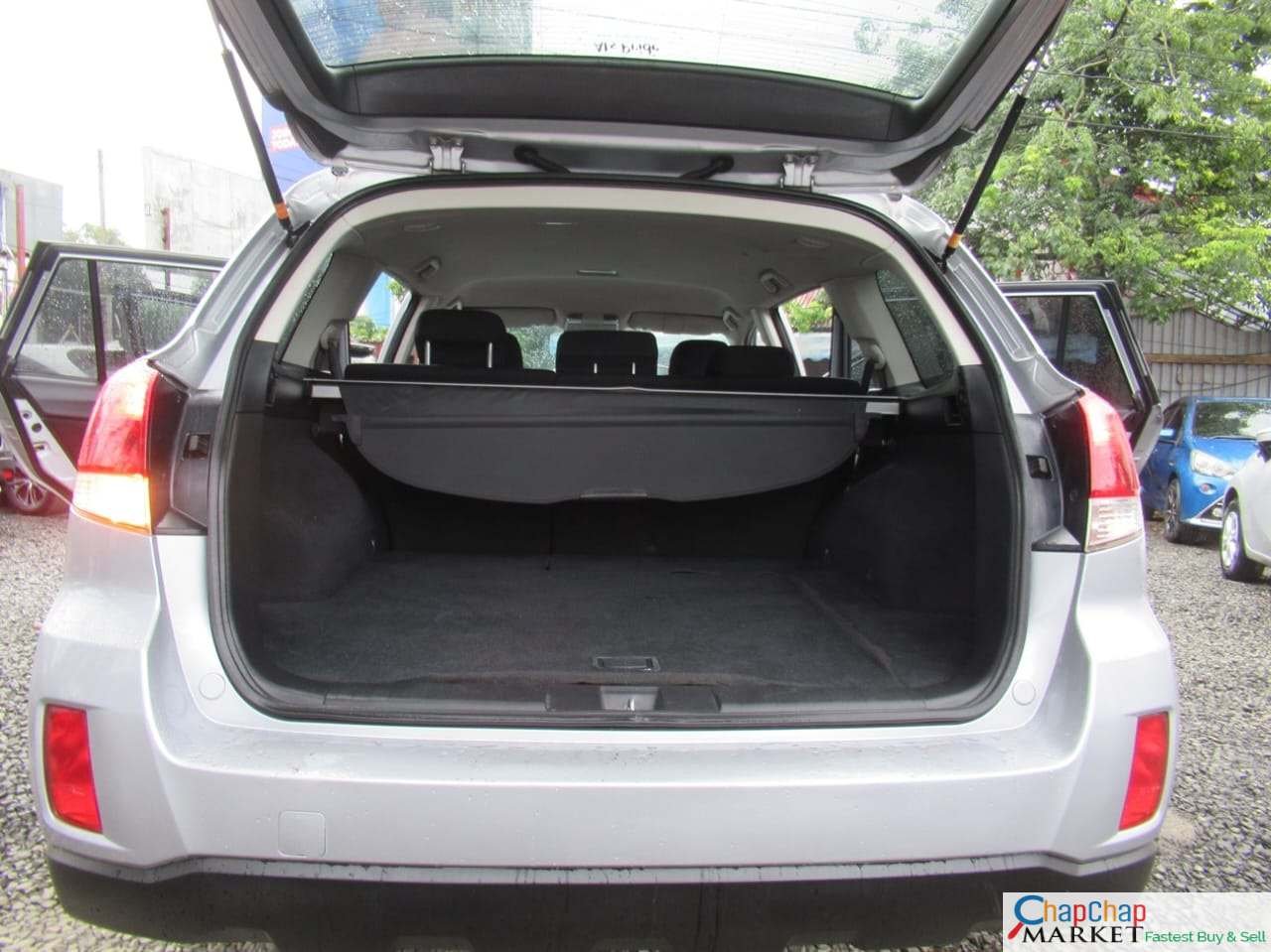 Subaru OUTBACK for sale in kenya Asian owner You Pay 30% Deposit Trade in Ok hire purchase installments Subaru outback kenya