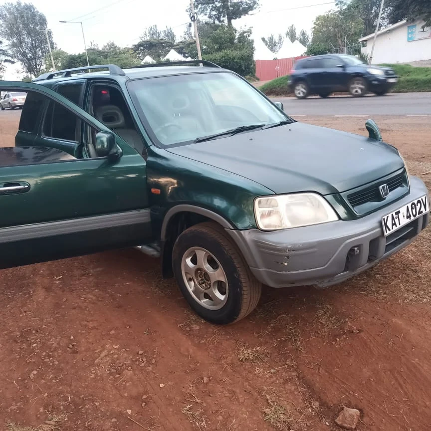 Honda CRV 320K ONLY QUICK SALE You Pay 30% Deposit Trade in OK EXCLUSIVE Honda crv for sale in kenya hire purchase installments