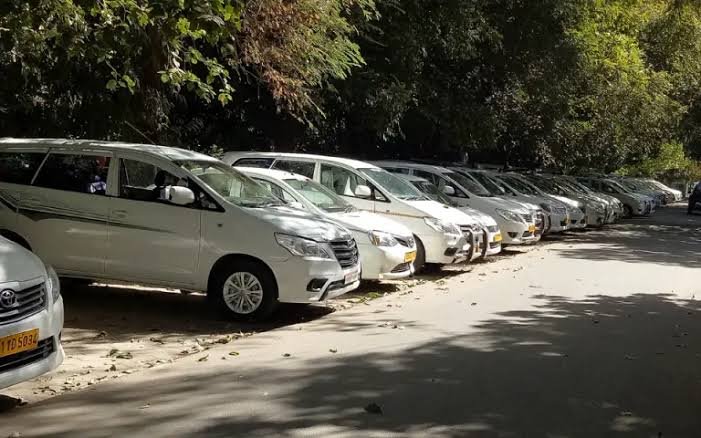 car hire lease rental kenya self drive and chauffeured too Best Deals car hire Kenya SUV saloon vans mini SUV mini vans etc 1