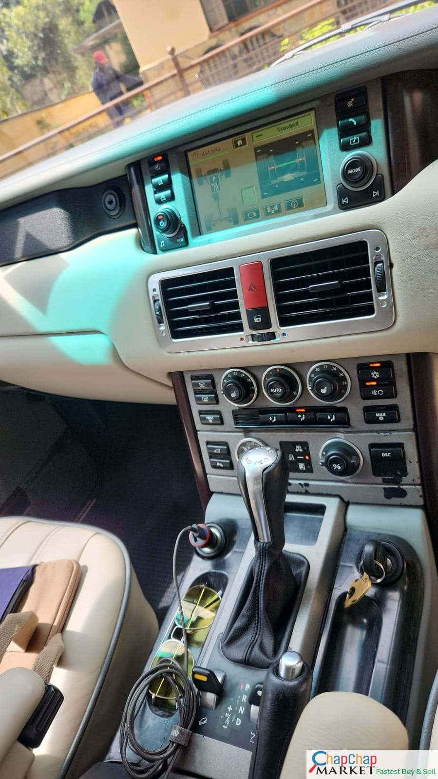 RANGE ROVER VOGUE asian owner QUICK SALE SUNROOF You Pay 40% DEPOSIT TRADE IN OK For sale in kenya exclusive