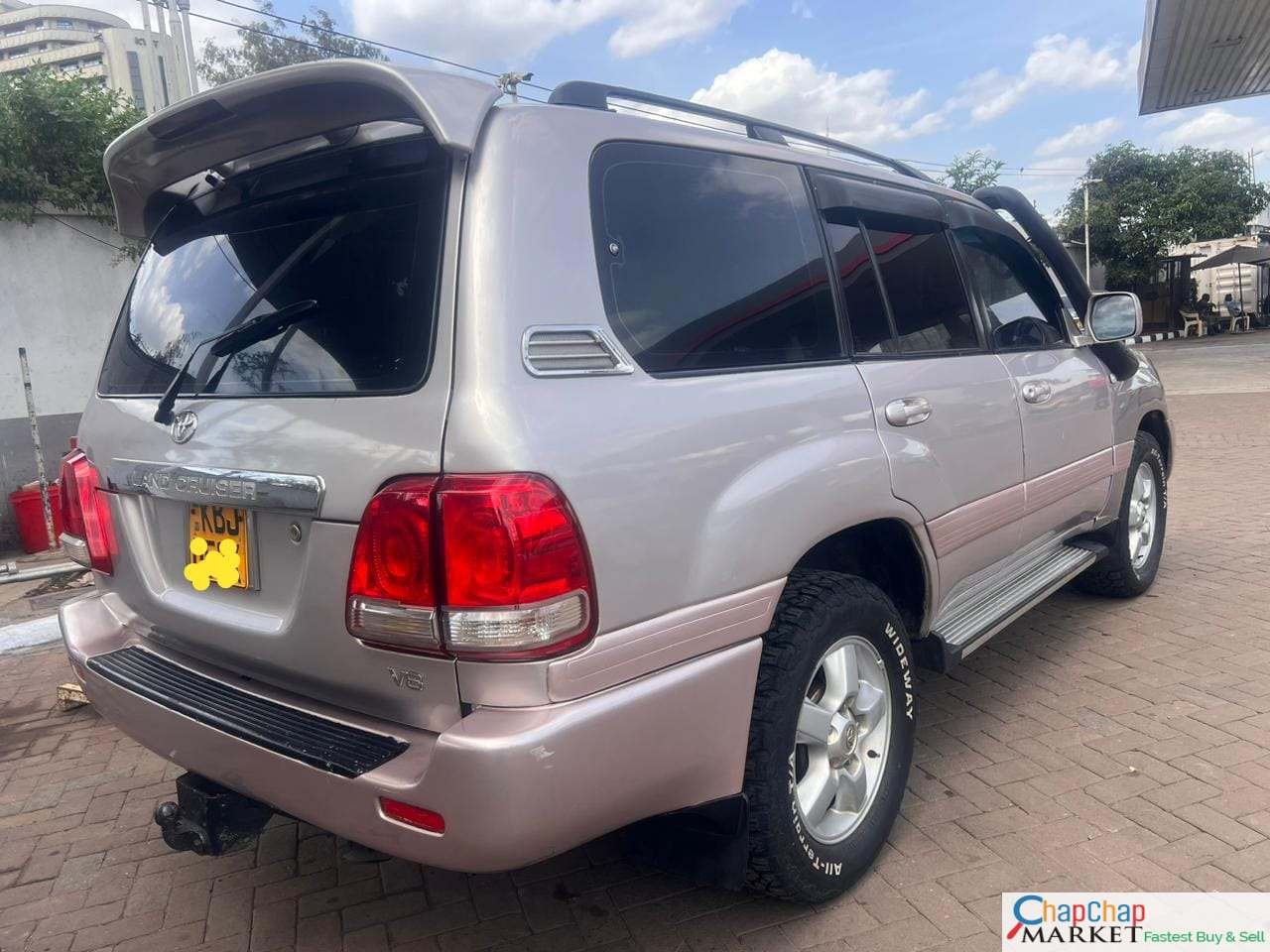 Toyota Land Cruiser 100 series AMAZON 4.2 DIESEL  100 SERIES You Pay 30% Deposit Trade in Ok EXCLUSIVE hire purchase installments Kenya