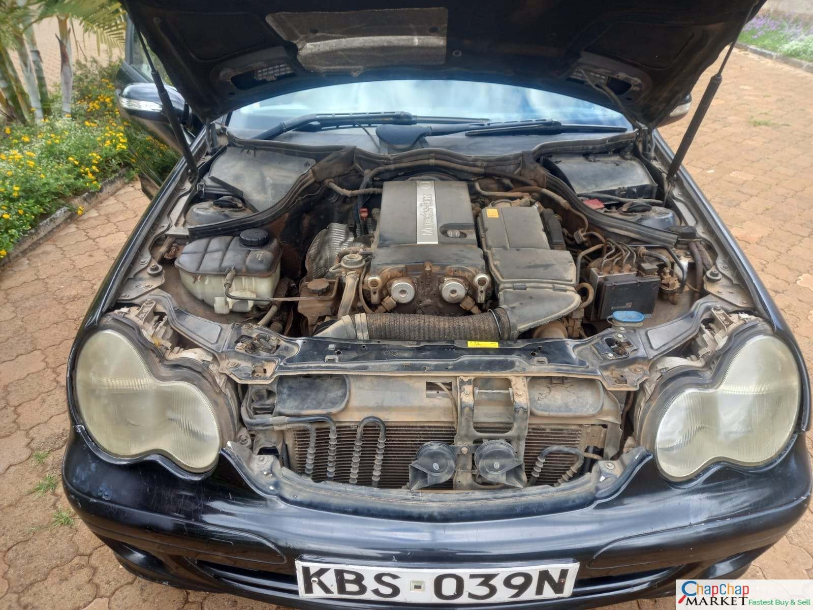Mercedes Benz C180 QUICK SALE You Pay 30% DEPOSIT Trade in OK hire purchase installments c180 for sale in kenya (SOLD)