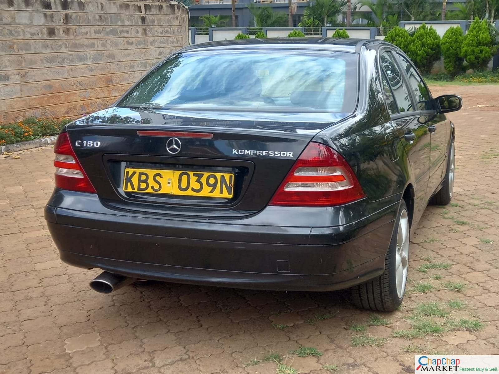 Mercedes Benz C180 QUICK SALE You Pay 30% DEPOSIT Trade in OK hire purchase installments c180 for sale in kenya (SOLD)