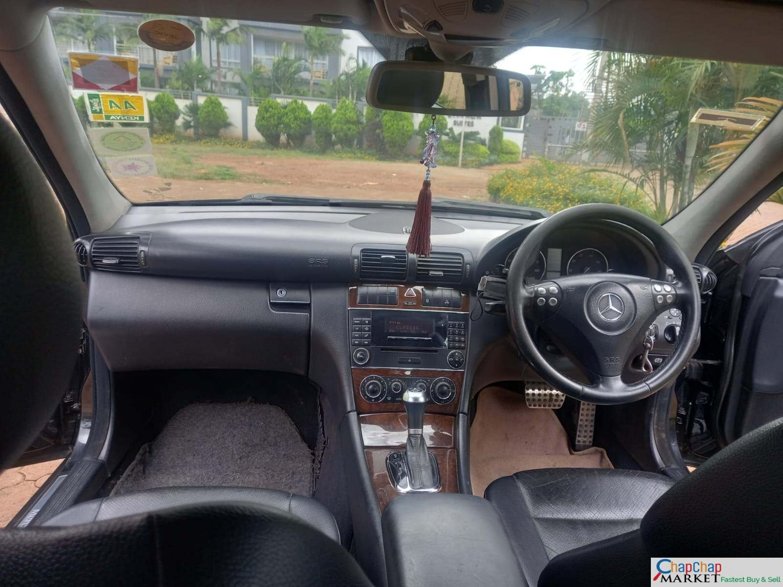 Mercedes Benz C180 QUICK SALE You Pay 30% DEPOSIT Trade in OK hire purchase installments c180 for sale in kenya (SOLD)