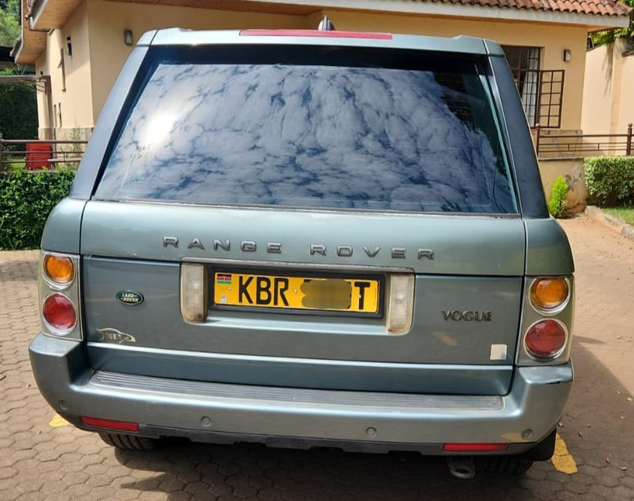 RANGE ROVER VOGUE asian owner QUICK SALE SUNROOF You Pay 40% DEPOSIT TRADE IN OK For sale in kenya exclusive 17 RANGE ROVER VOGUE asian owner QUICK SALE SUNROOF You Pay 40% DEPOSIT TRADE IN OK For sale in kenya exclusive