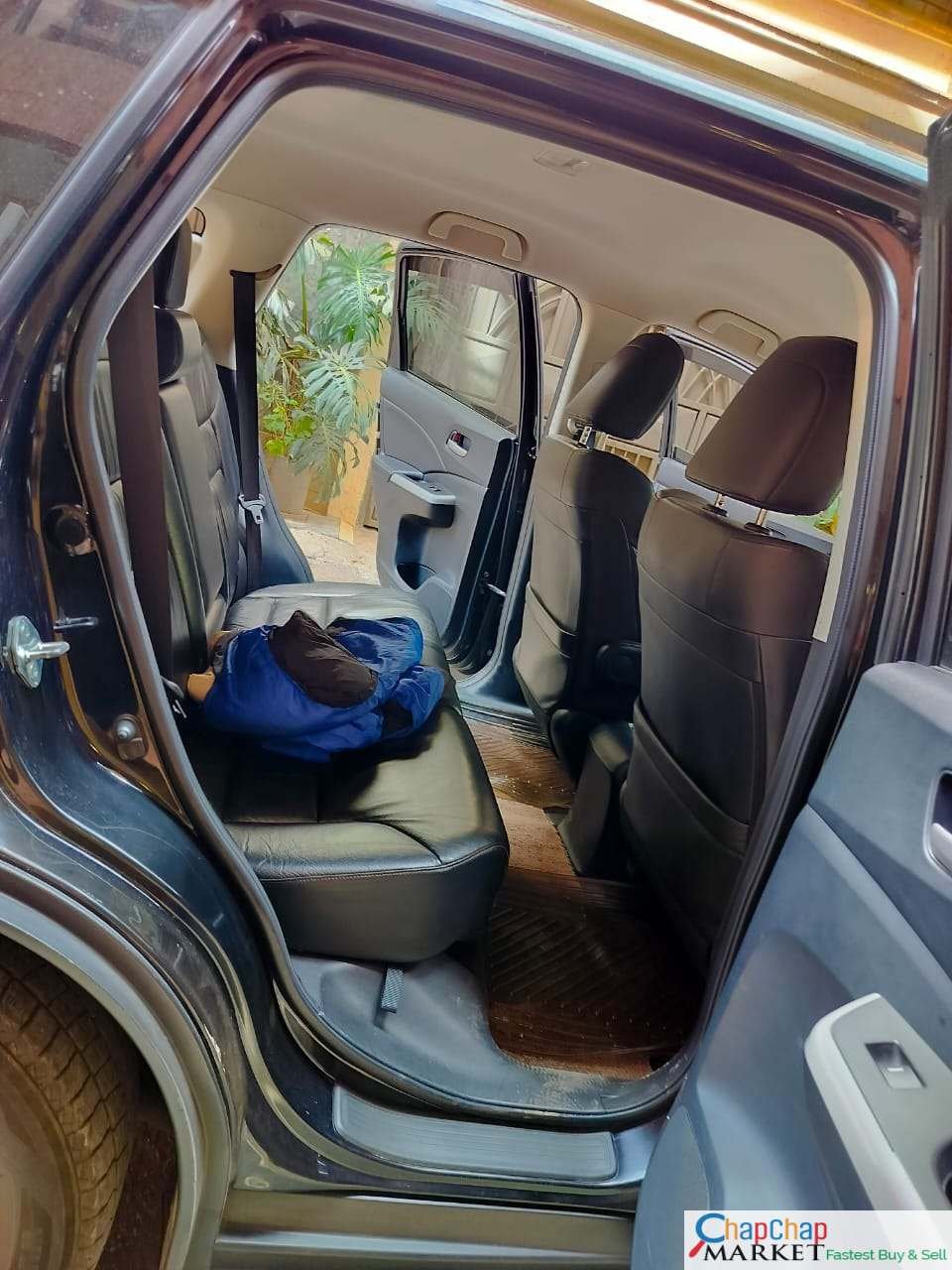 Honda CR-V for sale in kenya You Pay 30% Deposit Trade in OK crv hire purchase installments as NEW