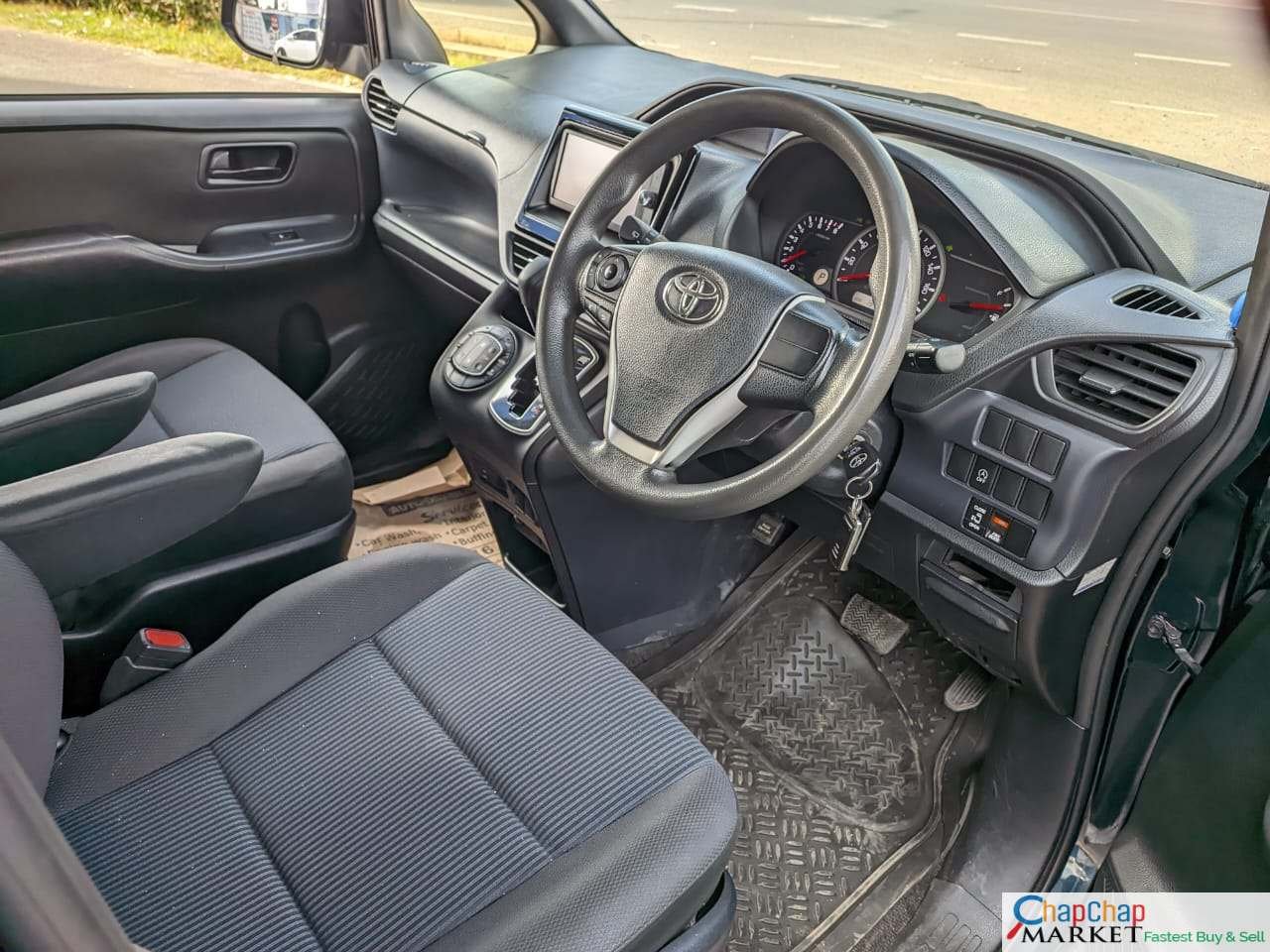 Toyota voxy Asian Owner New shape QUICK SALE  for sale in kenya hire purchase installments You Pay 30% Deposit Trade in OK