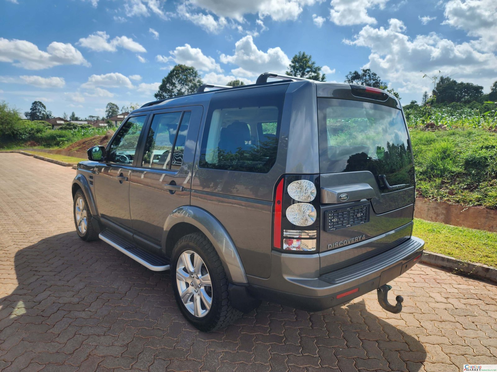 Land Rover Discovery 4 QUICKEST SALE Triple SUNROOF You Pay 30% Deposit Trade in Ok For sale in kenya Hire purchase installments